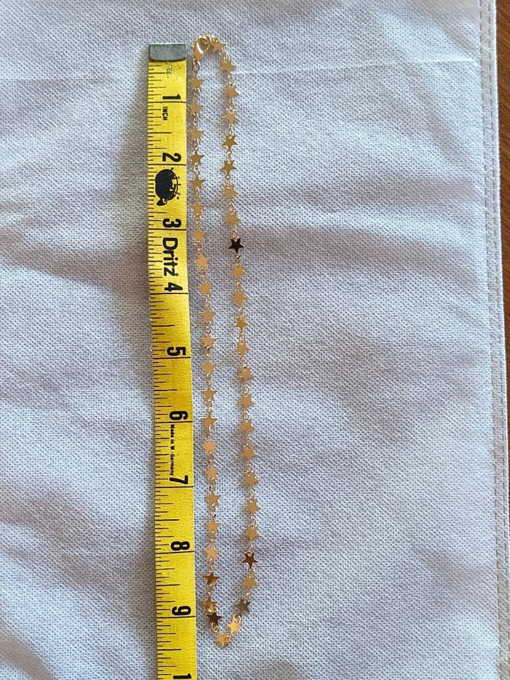 Metalic Gold-Tone Star Necklace NWOT - Picture 8 of 8
